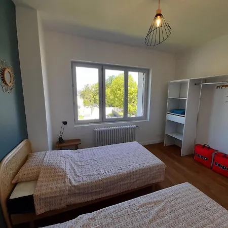 T3 Rénové Avec Jardin Et Garage, Centre-ville De - Fr-1-541-99 Apartamento *