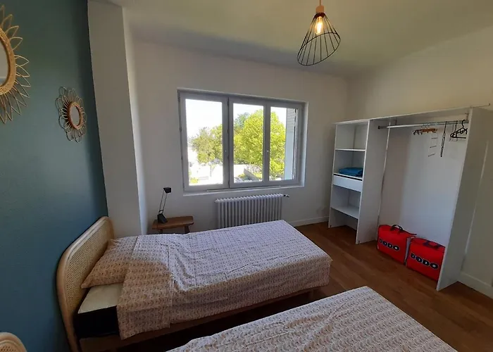 T3 Rénové Avec Jardin Et Garage, Centre-ville De - Fr-1-541-99 Apartamento *